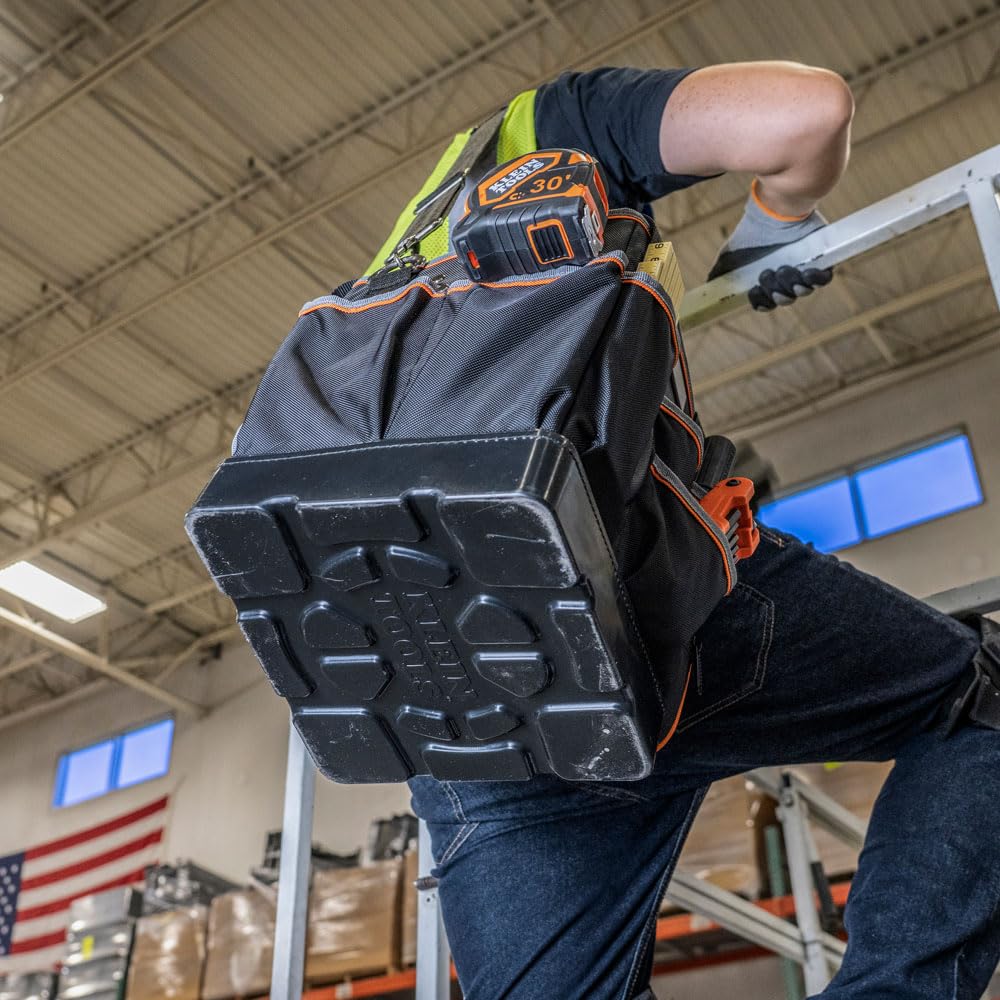 Tool Bag with Shoulder Strap and 40 Pockets F502