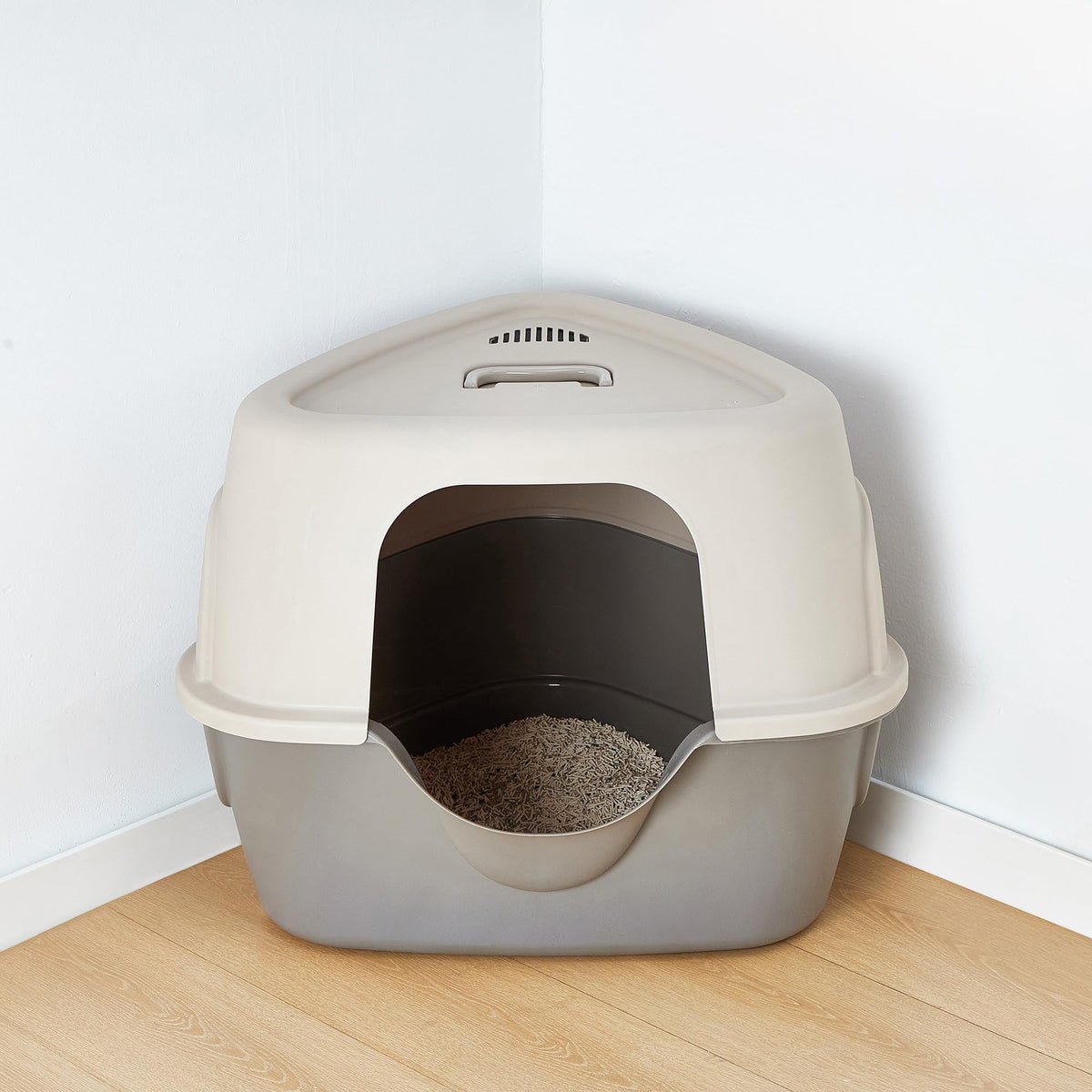 Charcoal Enclosed Cat Litter Box with Lid C8772