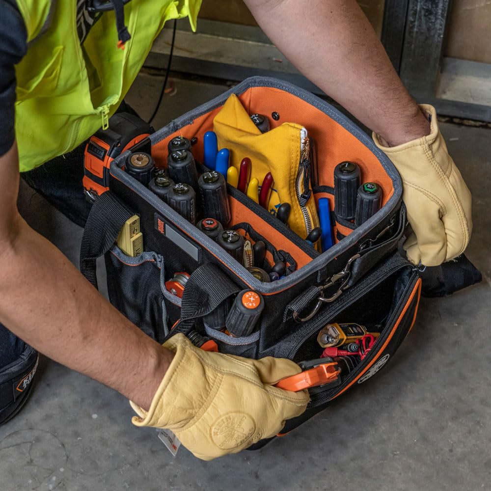 Tool Bag with Shoulder Strap and 40 Pockets F502
